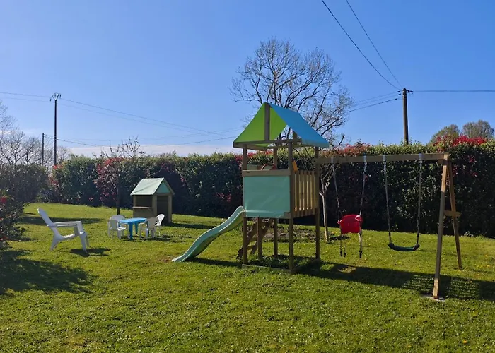 Le Chalet Des Pins - La Forge De Clermont