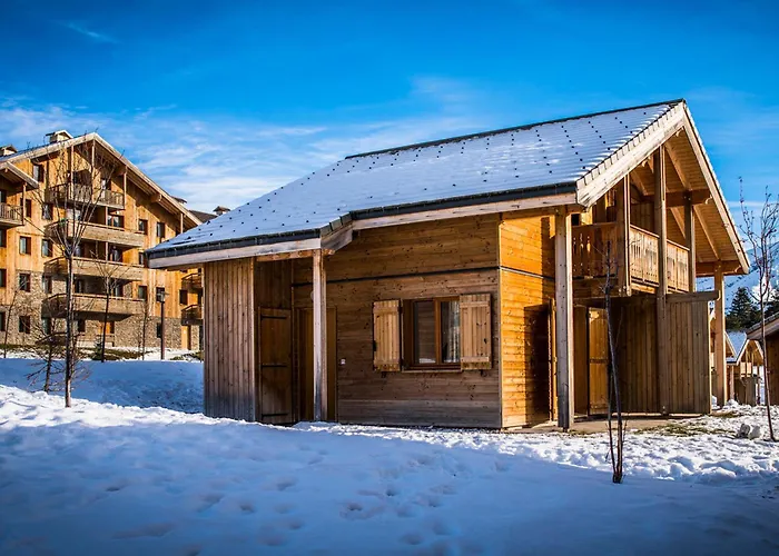 Charmant Chalet Duplex 6 Pers, Résidence 3* avec Piscine, Superdevoluy, à 300m des Pistes - FR-1-504-634