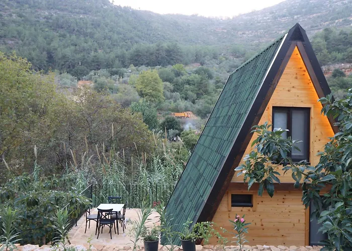 Riverside Jahliye, Chouf