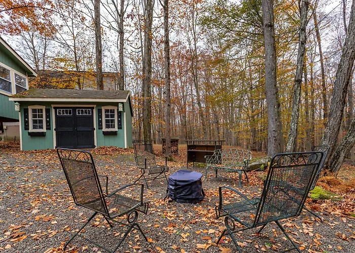 The Fairway Lodge Game Room Fire Pit Tee Tim