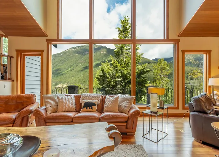 Eagle Lodge Pool & Private Hot Tub Ski In And Out