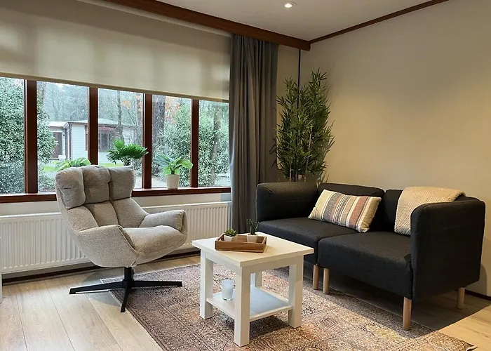 Viooltje In Het Bos I Knus Chalet Op De Veluwe