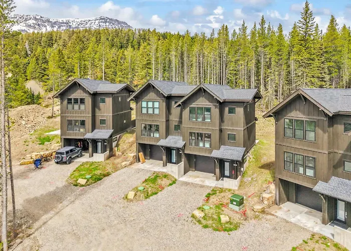 Bridger Bowl - Crosscut Hideaway