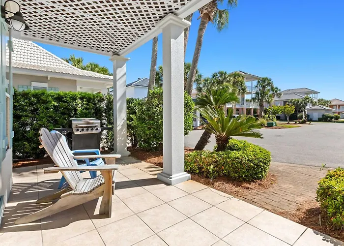 Emerald Shores