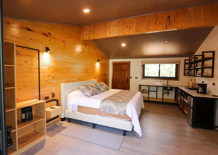 Vacation rental: Los Pinos Cabins & Reserve