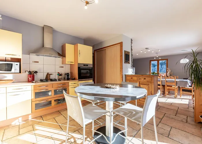 Chalet au bois joli