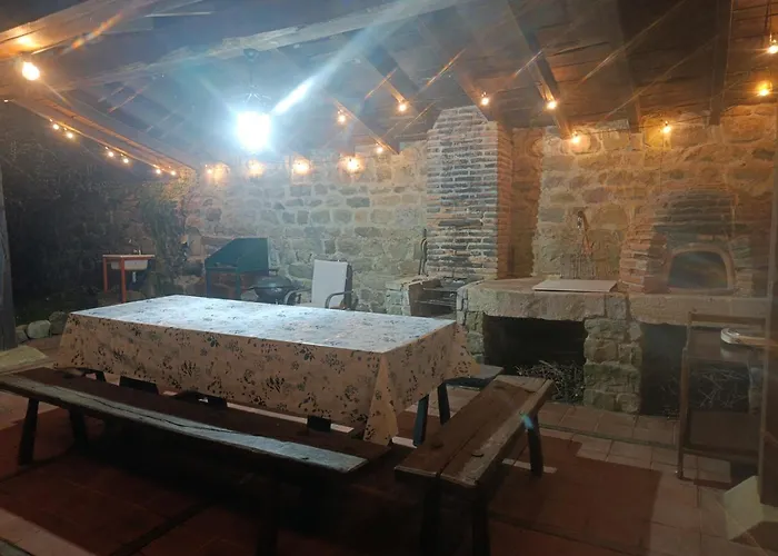 Casona De Gomez Y Teran