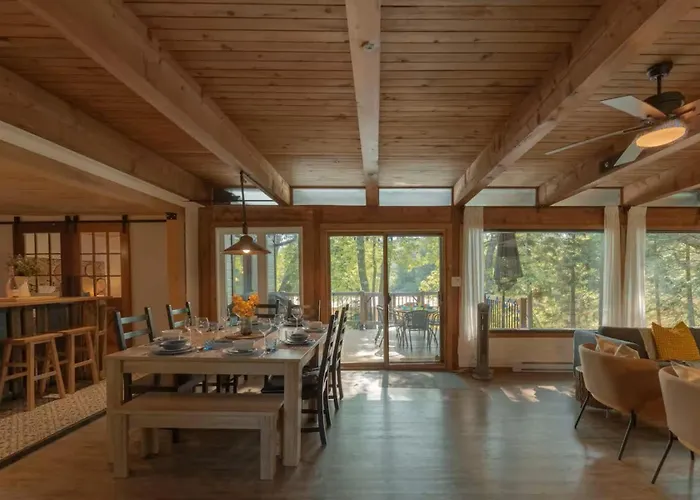Riverfront Getaway With Hot Tub And Scenic Views