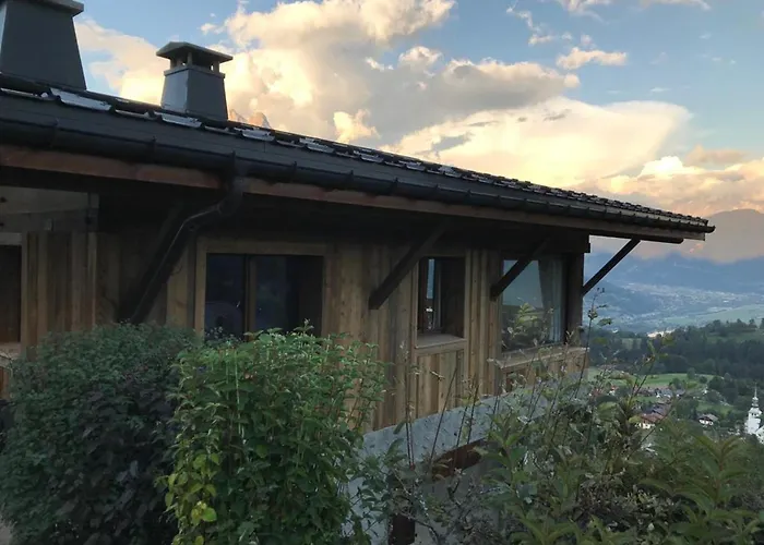 Chalet Spacieux A Cordon 180 M² Avec Vue Montagne