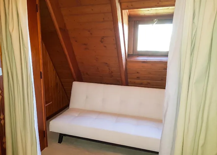 Chalet Authentique A Saint-Lary-Soulan Avec Vue Sur La Montagne