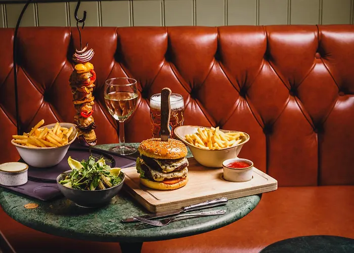 Pets Allowed Hotel Kings Arms