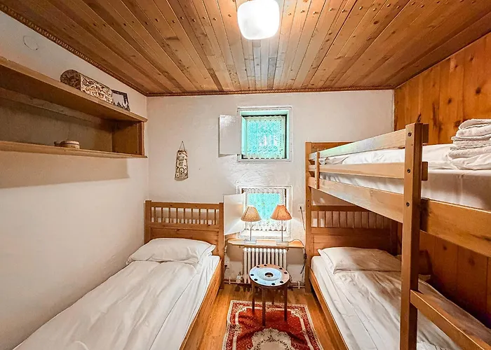 Ampio Chalet Nel Bosco 3 Camere, 3 Bagni, Relax Vicino Cortina