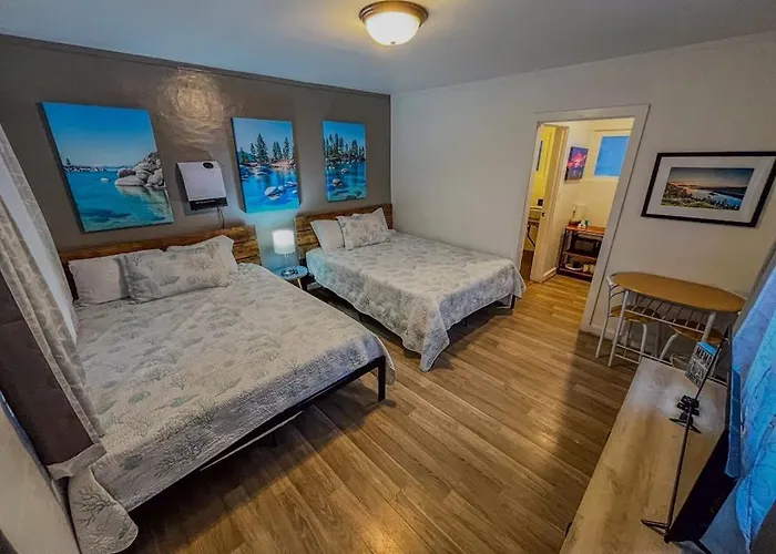 Charming Hotel With Lakeview Golf Skiing Wifi & Netflix