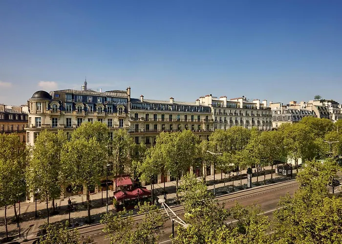 Animaux admis Paris Marriott Champs Elysees