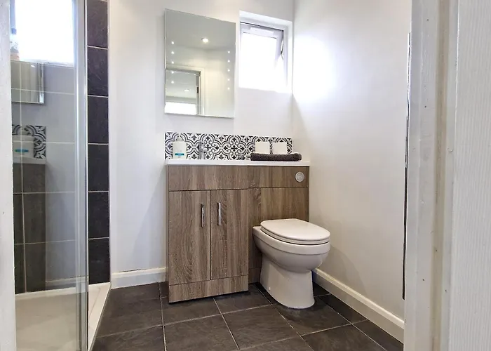 67 Broadside Holiday Chalet Near Broads & Beaches