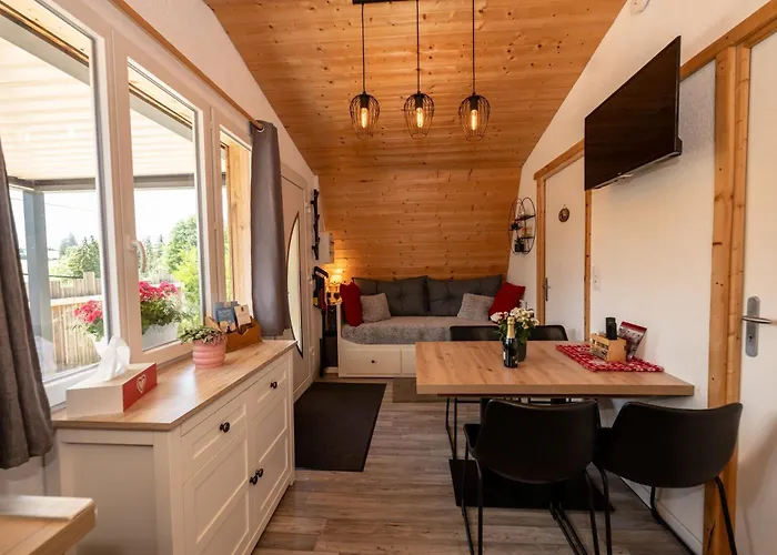 Au-Doux-Altic chalet romantique avec JACUZZI ET SAUNA