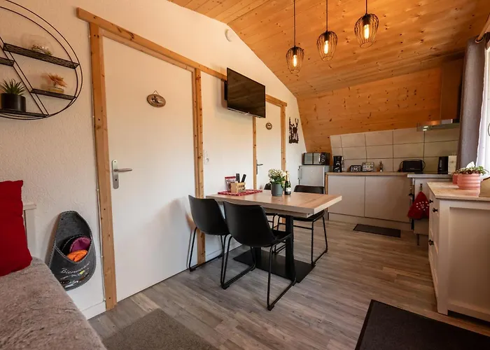 Au-Doux-Altic chalet romantique avec JACUZZI ET SAUNA