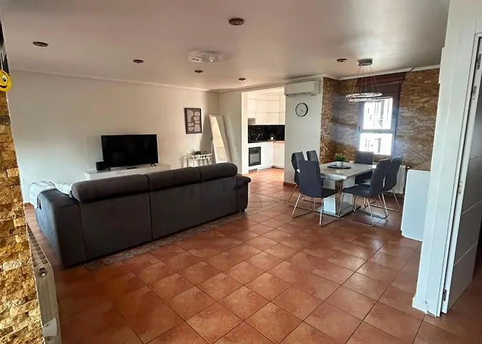 Casa Chalet Torrevieja Cerca Del Mar