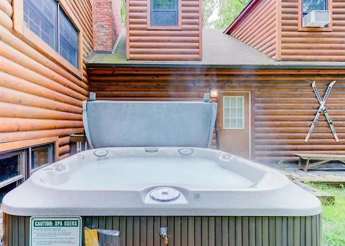 Lazy Bear Lodge