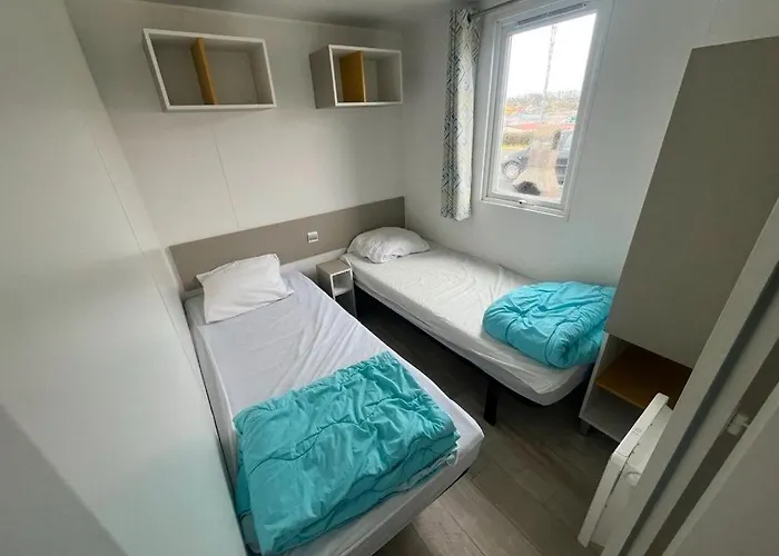 Mobil-Home Avec Piscine
