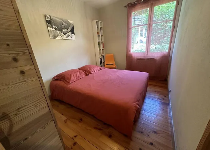 Chalet spacieux au cœur du village - 8 pers. - FR-1-886-136