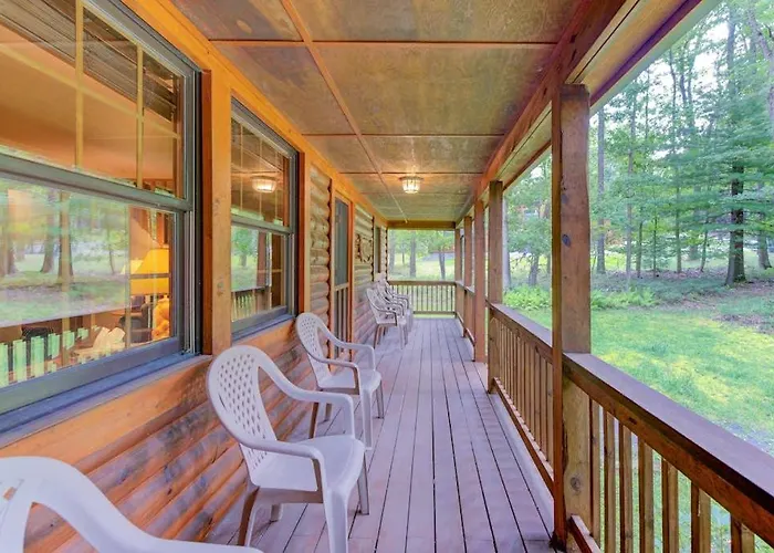 Lazy Bear Lodge