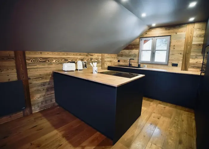Moontain Lodge