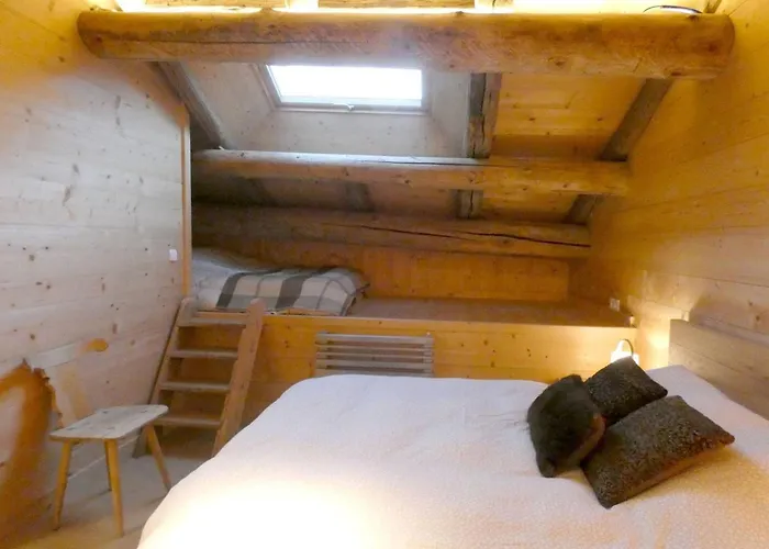 Chalet spacieux avec parking - 13 pers. - FR-1-886-100