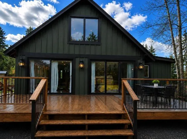 Scenic Cosy Loft Cottage Pet Freindly Sleeps 6