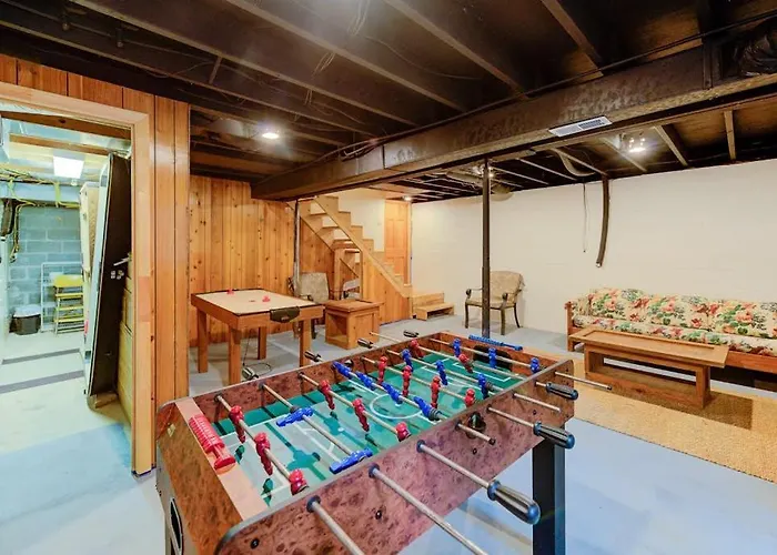 Lazy Bear Lodge
