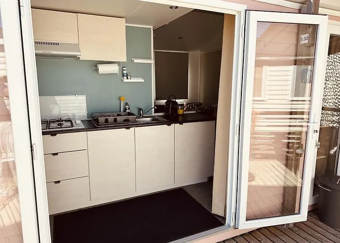 Chalet 30M From The Beach Terrace, Bikes & Parking