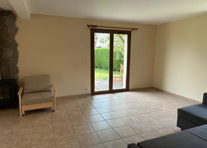 5 Bedroom House - Swimming Pool - Jacuzzi - Center Of Town