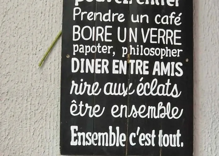 Cocon Douillet Avec Chaleur Ambiante Du Poele A Pellets