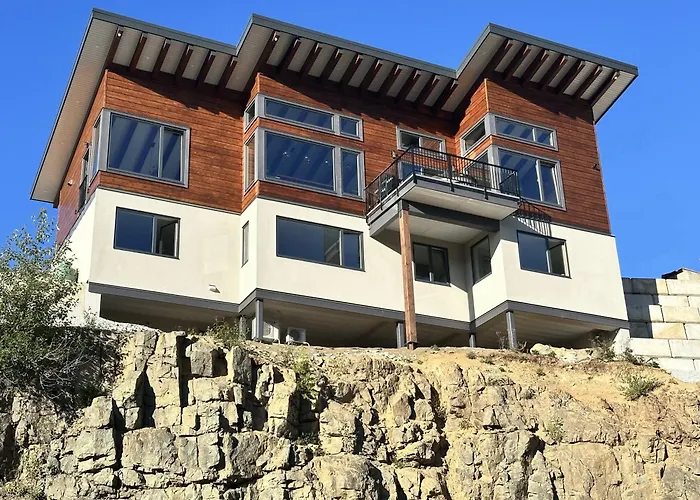 Cliffhanger Chalet