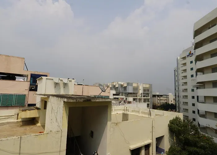 Pension Guide Hitech Shilparamam Guest House
