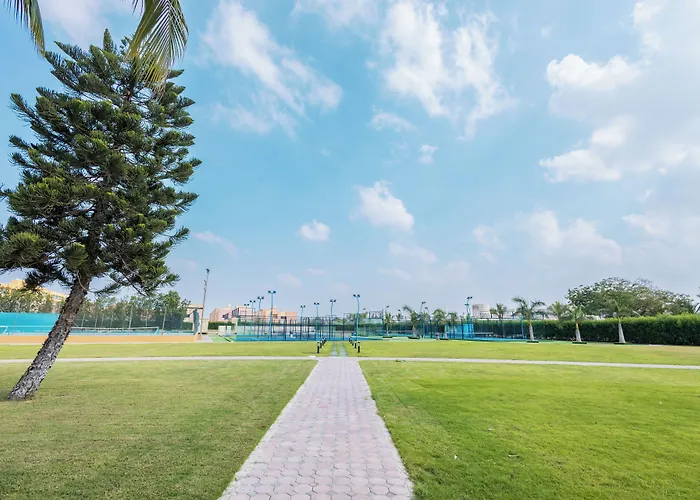 Hamdan Plaza Hotel Salalah, An Htg Hotel