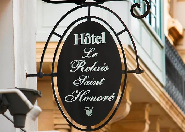 In Luxury hotels Le Relais Saint Honore