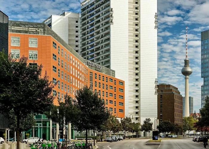 Courtyard By Marriott City Center