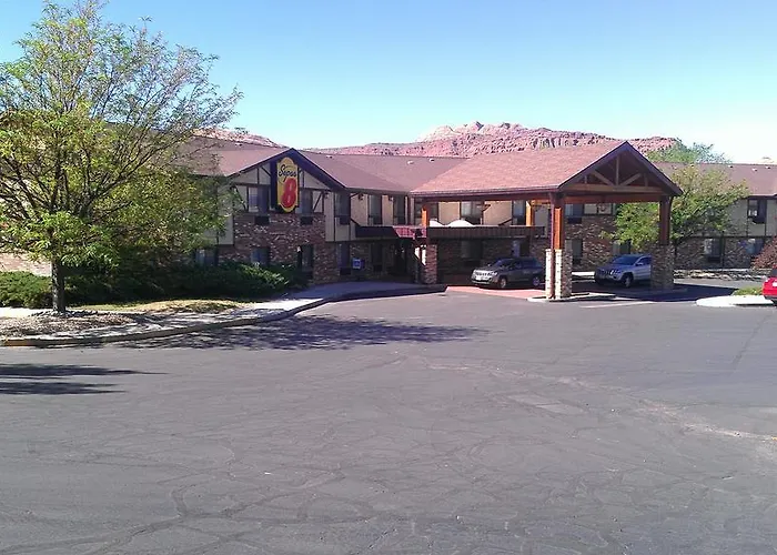 Super 8 By Wyndham