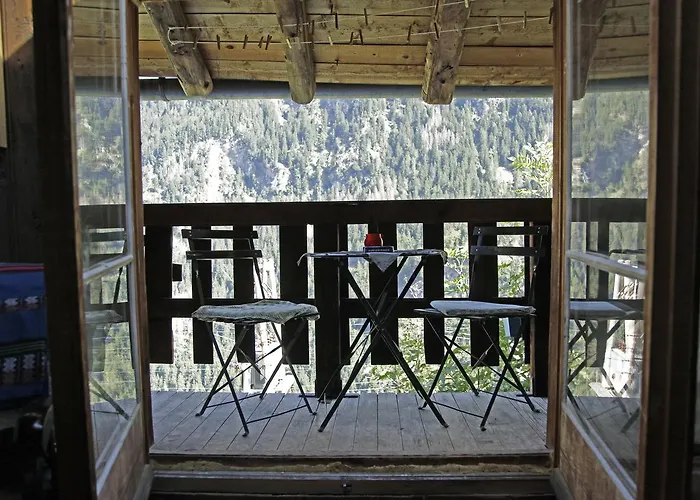 Lieu Secret Dans Les Alpes Suisses