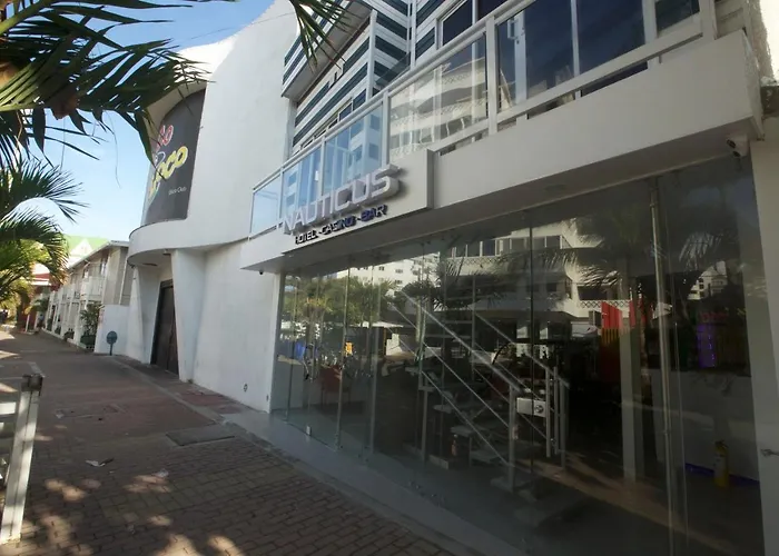 Central hotel: Hotel Nauticus