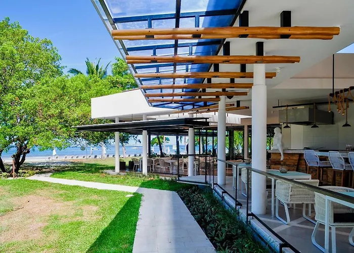 Azura Beach Resort (Adults Only)