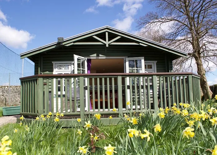 Garden Studio For Two