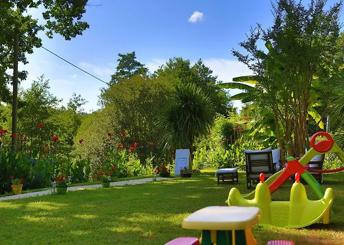 Les Chalets De Pierretoun