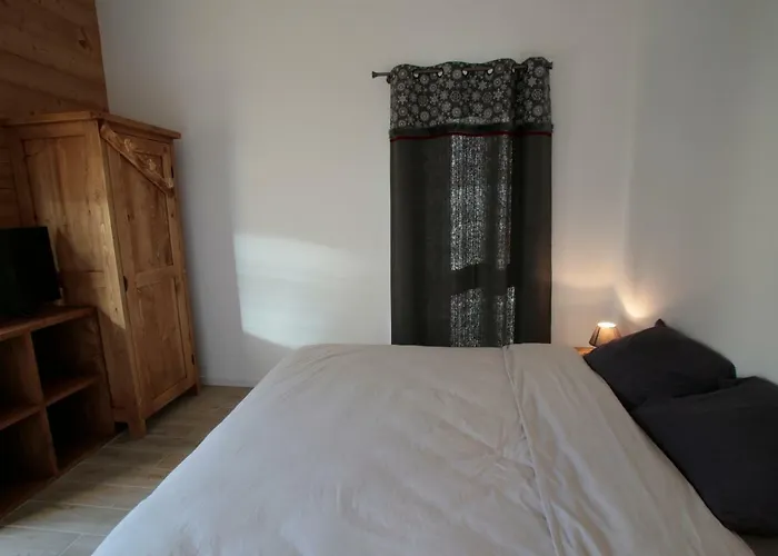 Les Chalets Du Grand Galibier