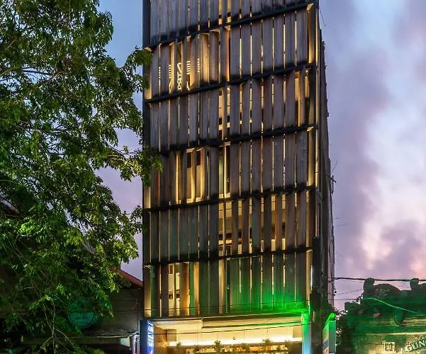 M Boutique Legian