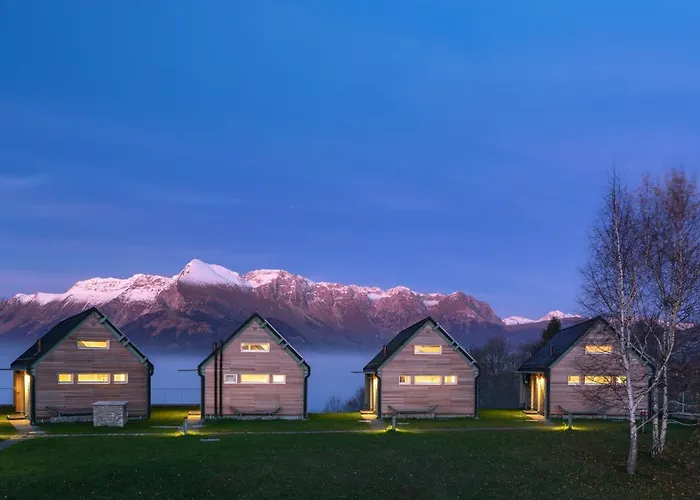 Nebesa Chalets
